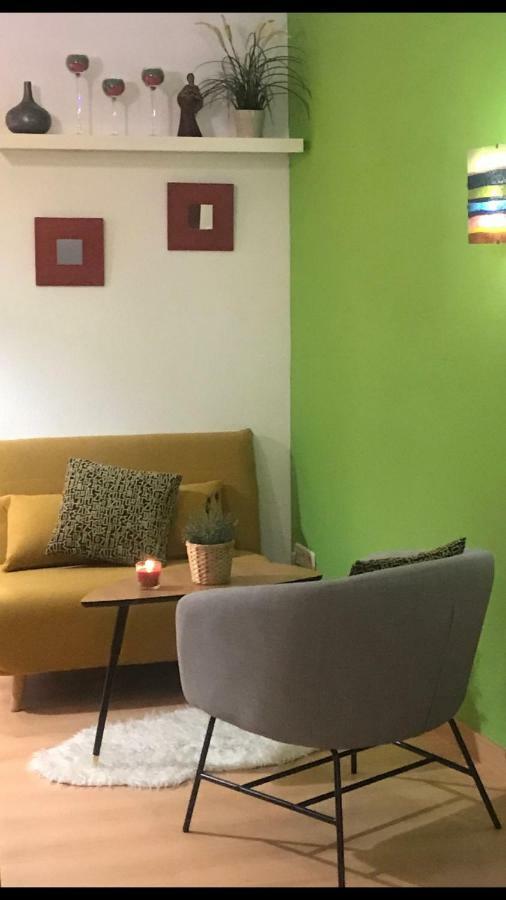 Apartamento En Corrala Madrid Exterior foto